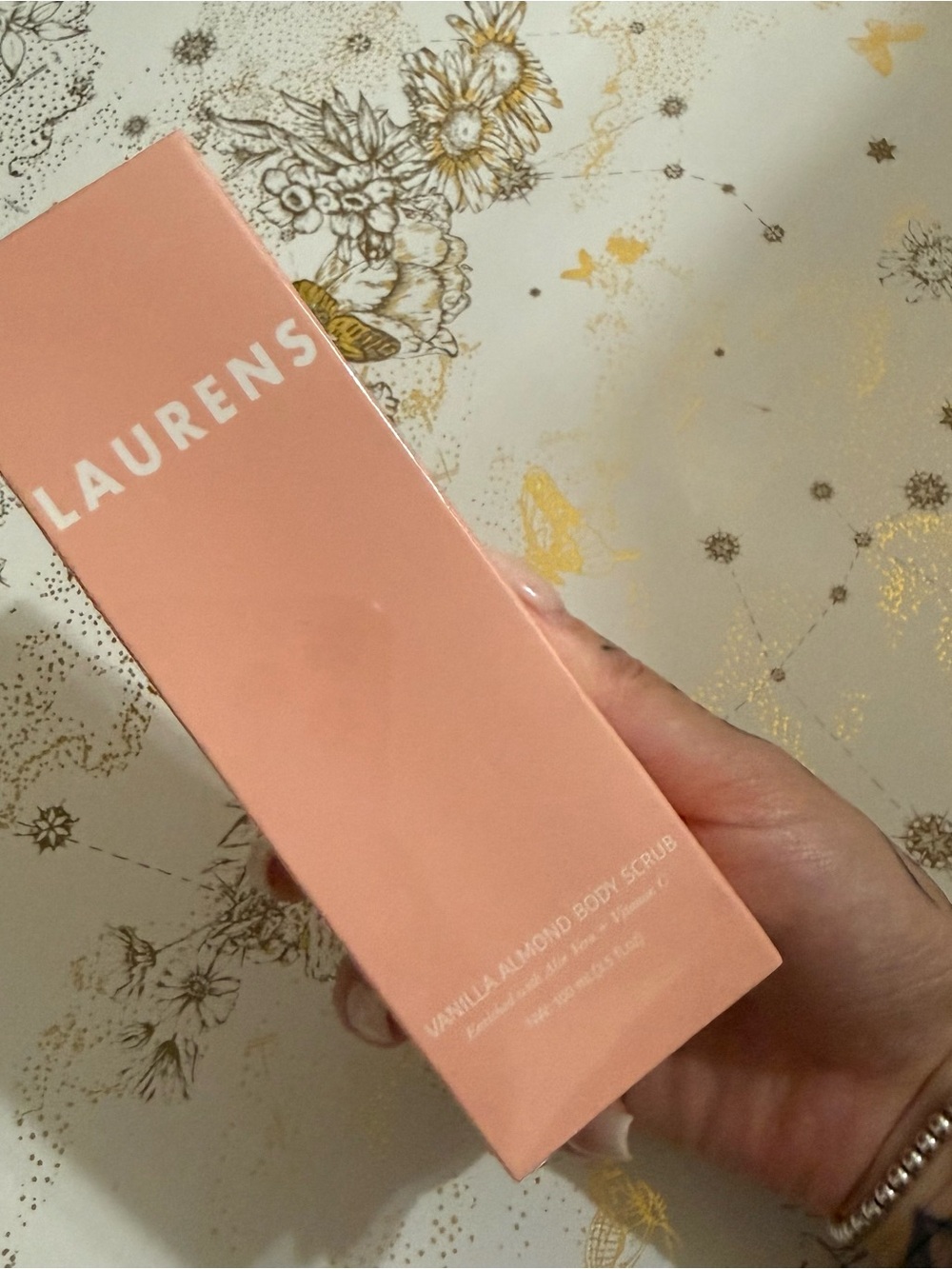 Laurens Vanilla Almond Body Scrub